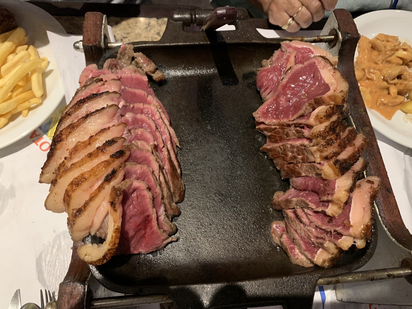 Picanha numa churrascaria carioca