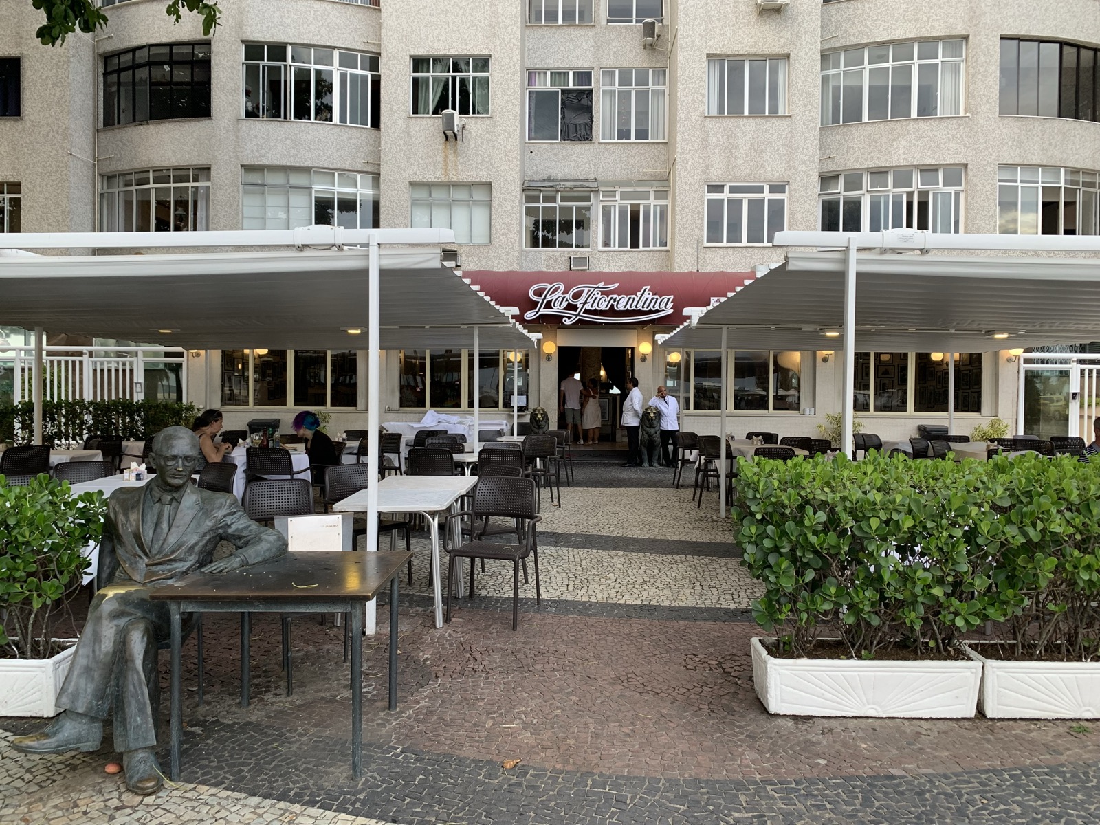 Restaurante La Florentina no calçadão de Copacabana