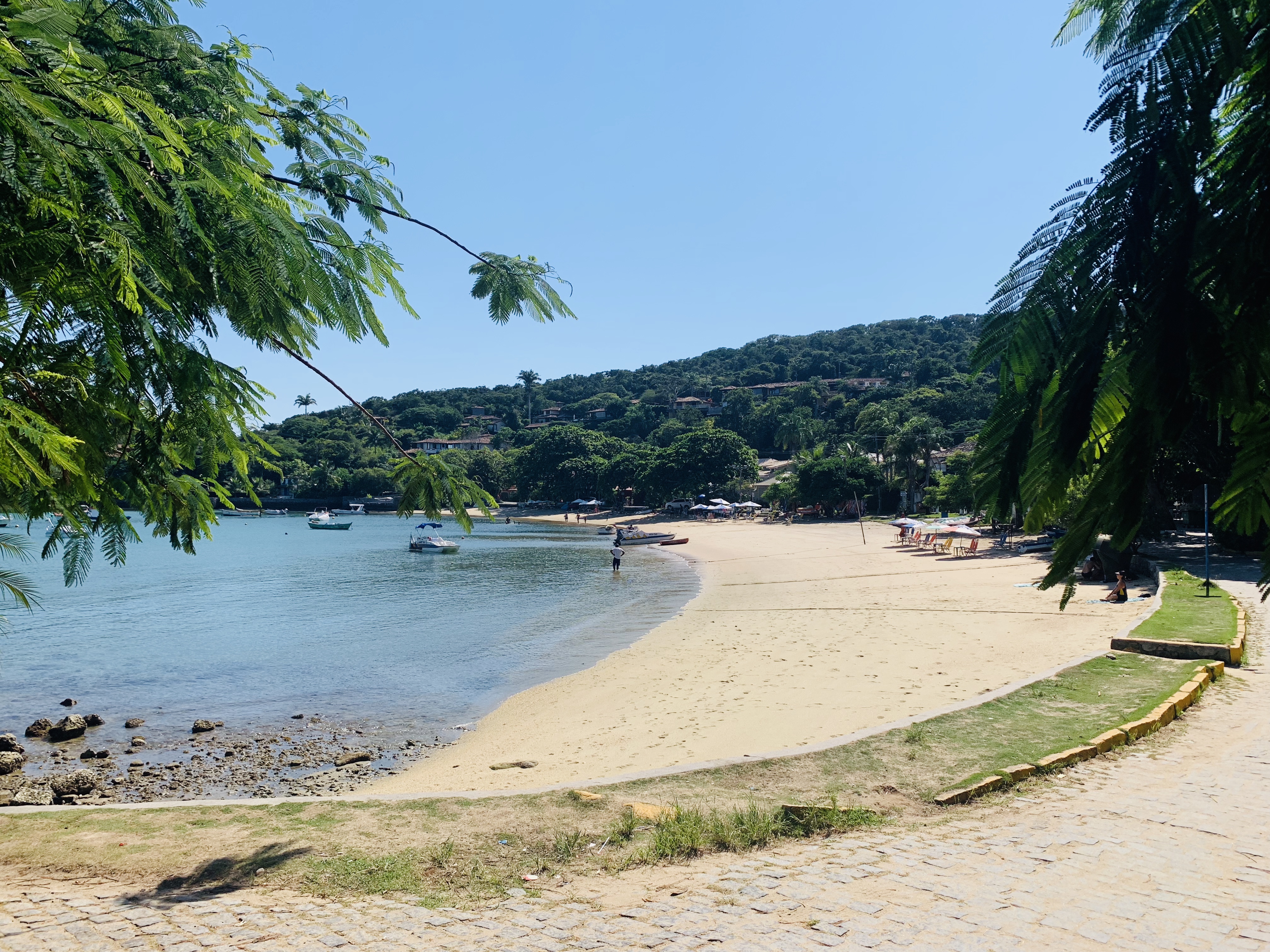 Praia dos Ossos in Armação dos Búzios